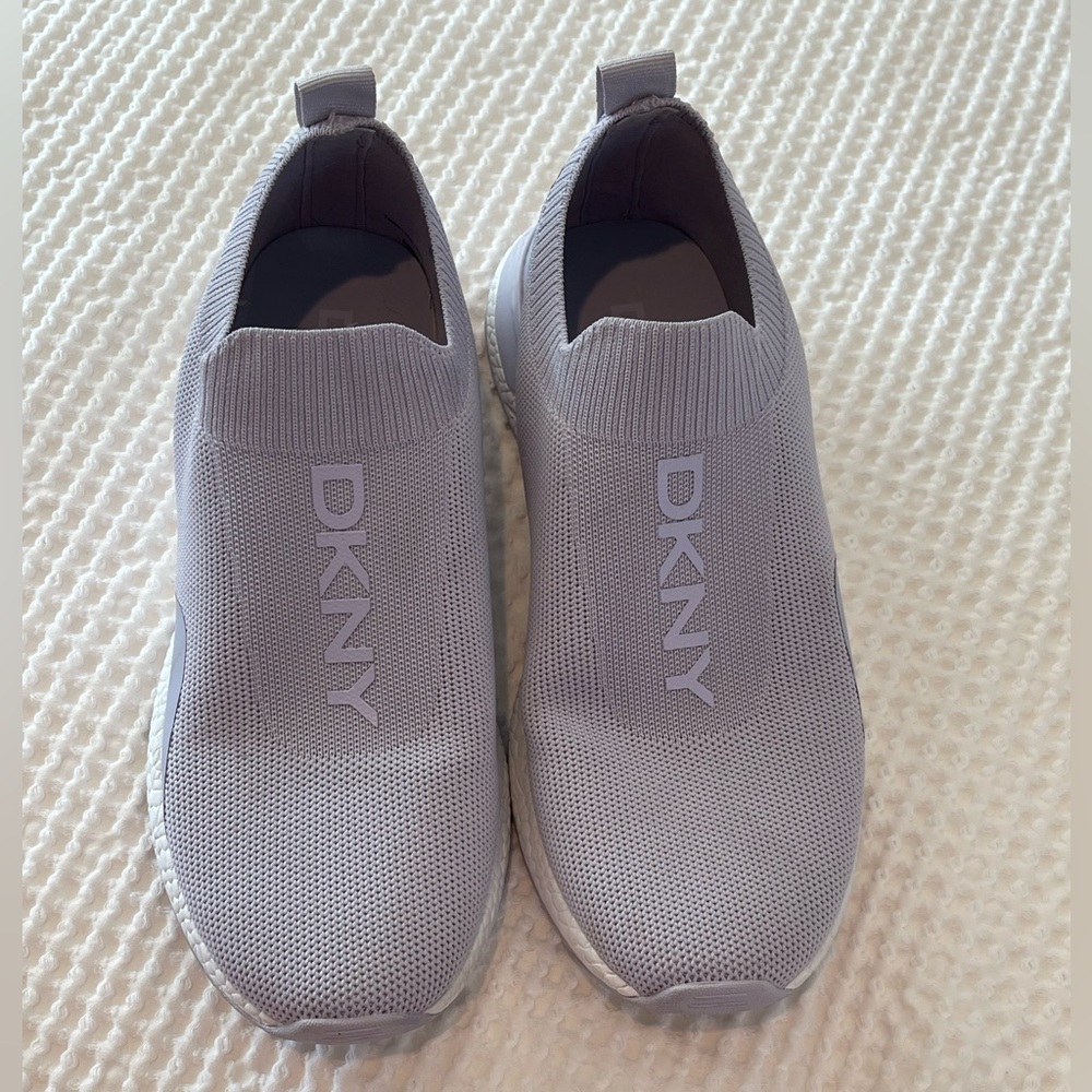 DKNY Womens Rosaline Stretch Sneakers Thistle Purple Lavender Size 8 Slip On